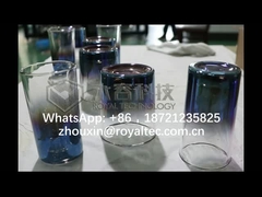 Em bé màu xanh + bạc